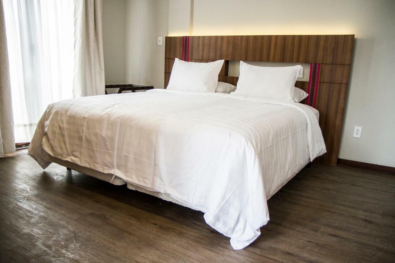 Altus Express Hotel La Paz Exteriér fotografie